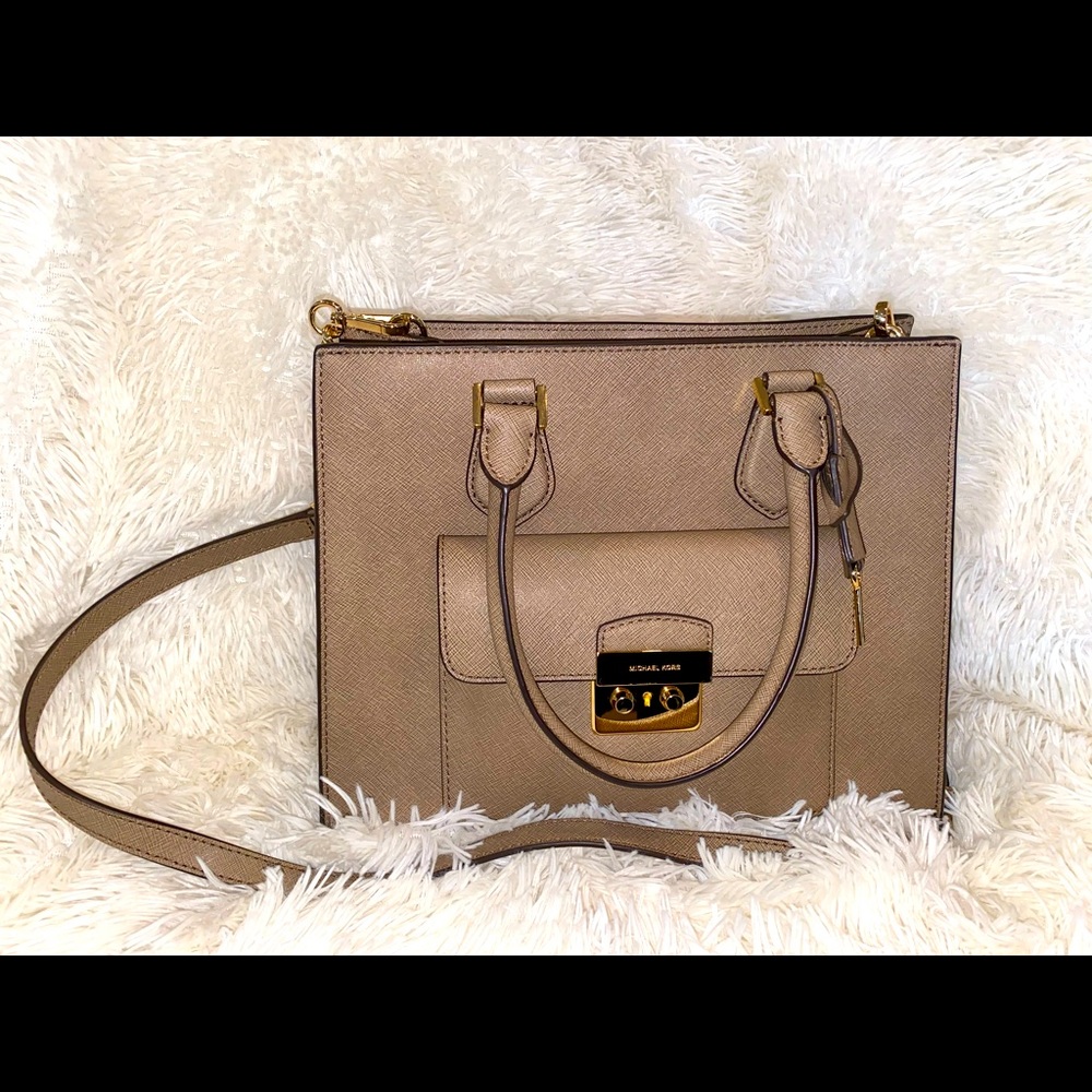 Authentic Michael Kors Purse/Shoulder/Handbag